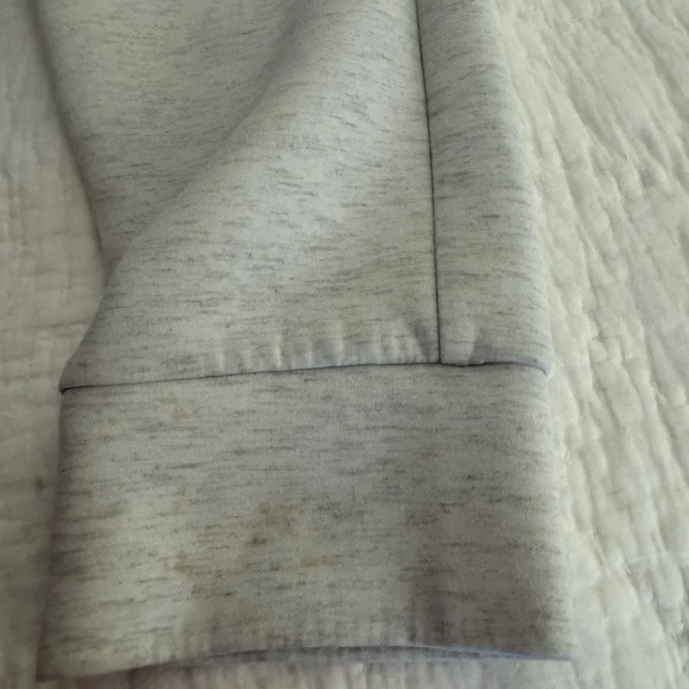 American Eagle Jogger Sweatpants Men’s M  Light Gray Zip Pockets Athletic